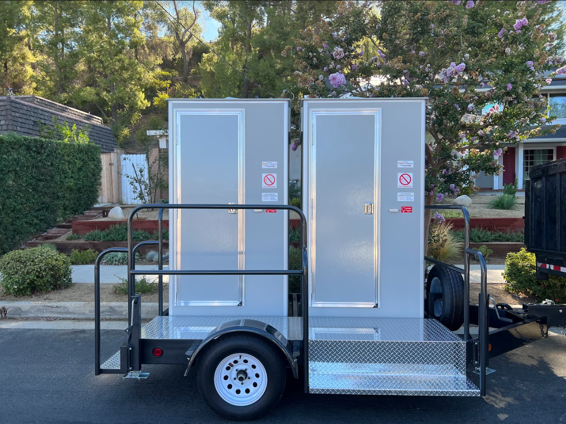 Renting portable restrooms: everything you need to know